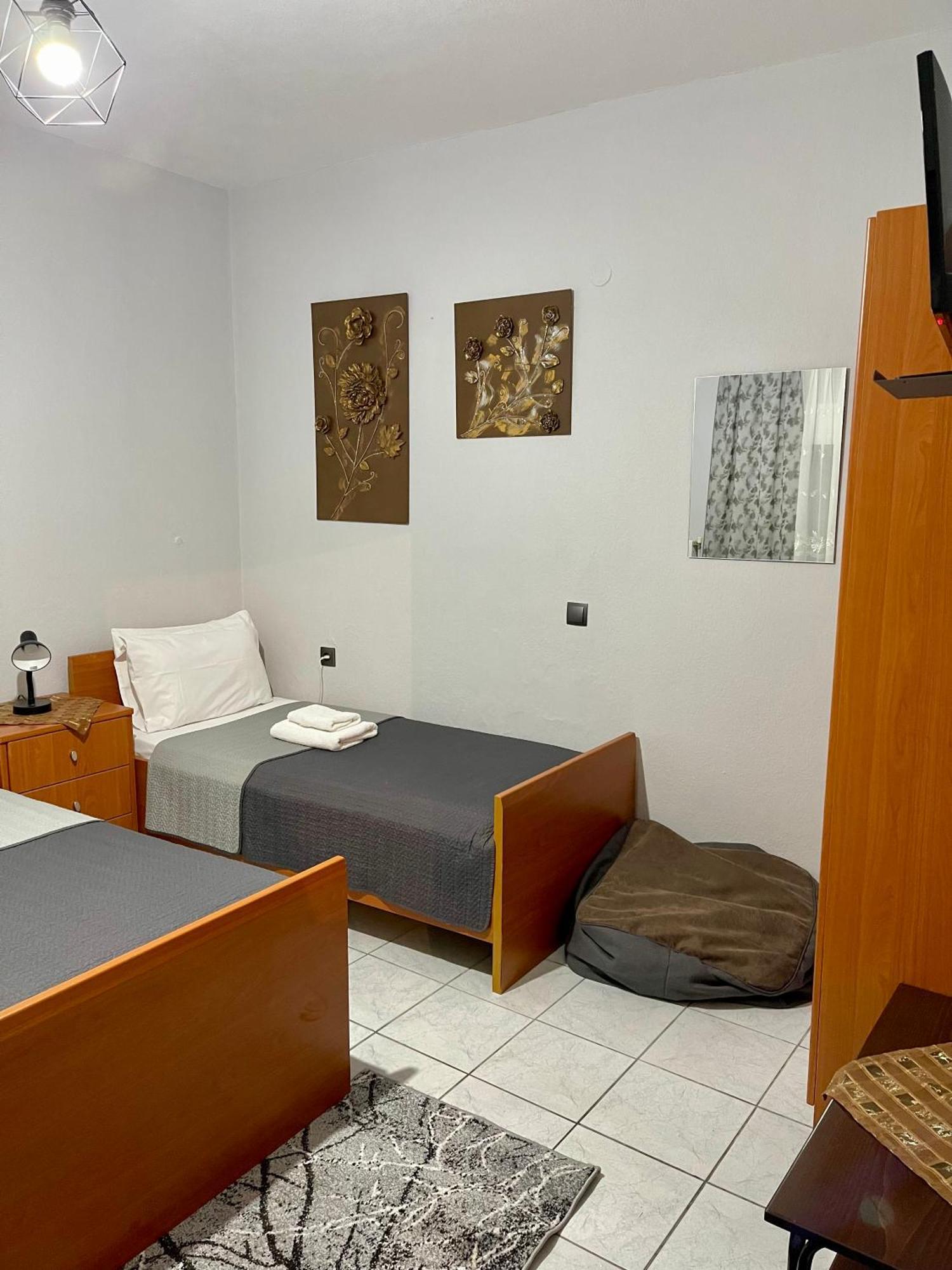 Guesthouse Tsoka Órma المظهر الخارجي الصورة
